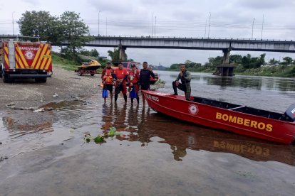 Equipos especializados laboraron arduamente para encontrar el cuerpo.