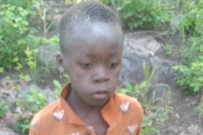 El pequeño Tinotenda Pudu tras ser rescatado.