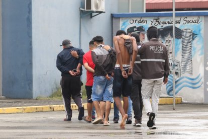 Los sospechosos pertenecerían a un grupo delictivo.