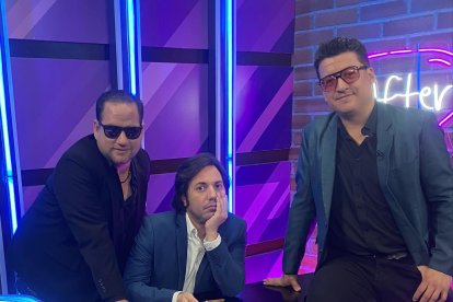El 'Ave' junto a Roy Maruri y Víctor Aráuz, en El After.