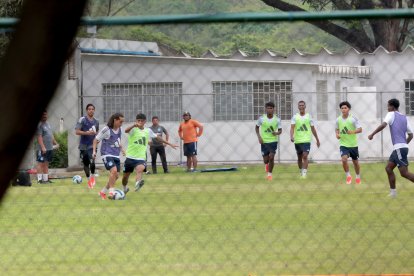 Juveniles de Emelec son parte de la pretemporada 2025 de Emelec