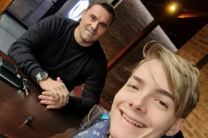 El exfutbolista Alejandro Kenig y su hijo Alejandro Kenig