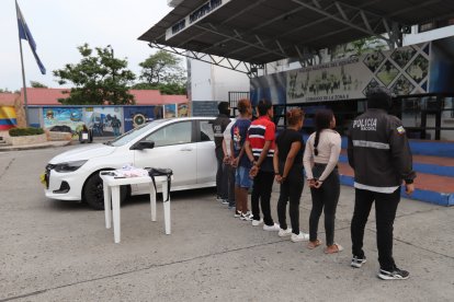 Entre los detenidos hay un menor de edad.