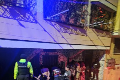 En total fueron aprehendidas 13 personas: un colombiano, ocho venezolanos y cuatro ecuatorianos.