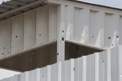 Los disparos ocasionaron orificios en una garita.