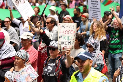 Los manifestantes aprovechan el Australia Open para hacer sus reclamos.