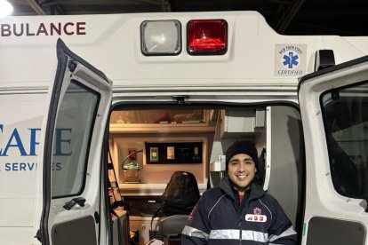 Víctor Solano Mora, oriundo de Arenilla (El Oro), lleva 10 años viviendo en Nueva York. Es empresario, vende su propia línea de colágenos y, además, es técnico en emergencias médicas.