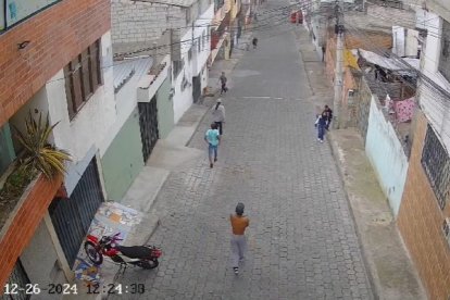 Las cámaras grabaron cuando los agresores regresaban a su 'guarida'.