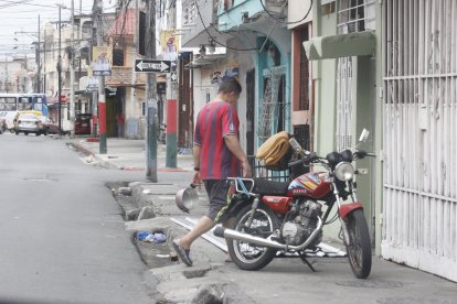 El lugar donde cayó desplomado el presunto antisocial.