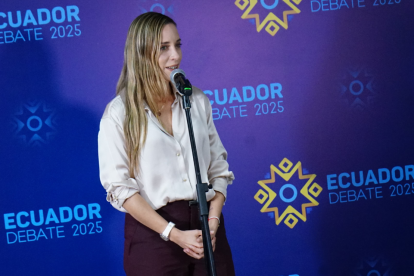 Andrea González es la candidata presidencial del Partido Sociedad Patriótica.