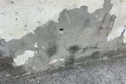 Las huellas de los proyectiles quedaron en las paredes de las casas del sector.
