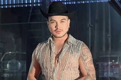 Alejandro Montes de Oca interpreta principalmente música regional colombiana.ag-periodista
ag-granasa
5-2-2025