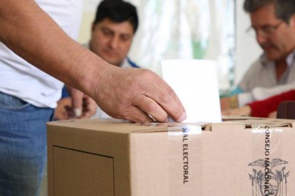 Las elecciones en Ecuador serán el 9 de febrero.
