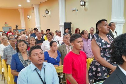 Varios residentes llegaron a la fiesta de cantonización.