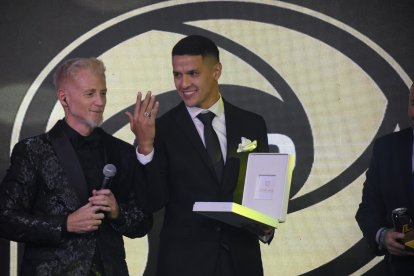 Álex Arce es el mejor jugador de la temporada 2024.