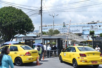 Los tratamientos de los pacientes con problemas renales duran cerca de cuatro horas.