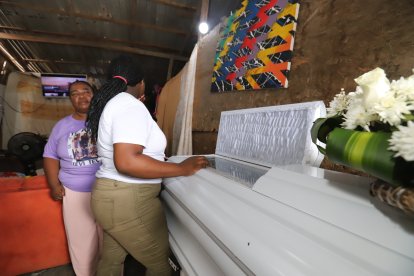 El joven Miguel ya fue velado en el Guasmo.