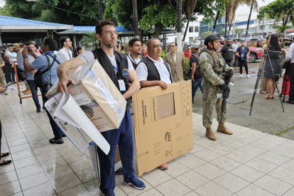 Hay más de 2 mil reos habilitados para sufragar en esta jornada electoral.