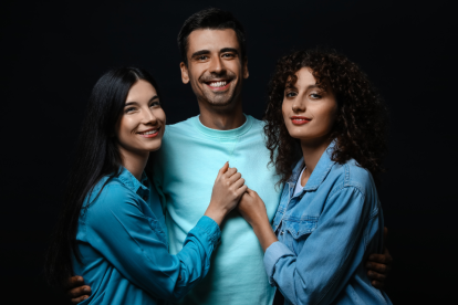 Más de 2.5 millones de usuarios en Latinoamérica se encuentran interesados en las relaciones abiertas, según Gleeden.