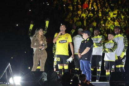 David Trezeguet fue la estrellla invitada del Barcelona SC en la Noche Amarilla.