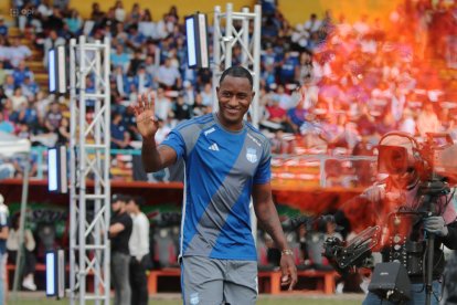 Los jugadores de Emelec tendrán su presentación oficial ante los hinchas.