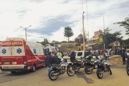 Dentro de las evidencias halladas estaban panfletos con la frase: Nueva Generación P.G.P.