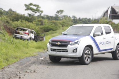 Al carro le habrían prendido fuego en un sector de Guayaquil.
