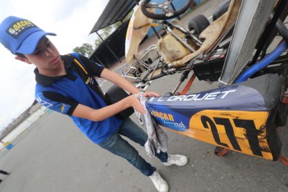 El joven piloto de Karting Leonidas Drouet es uno de los favoritos del torneo.