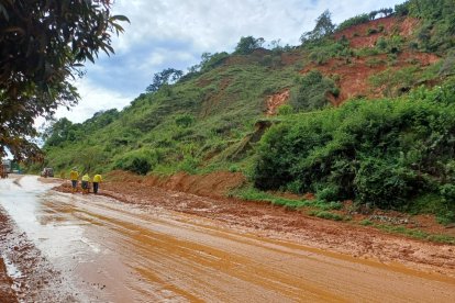 Los moradores del barrio Jesús del Gran Poder se encuentran alarmados por la magnitud del desastre.