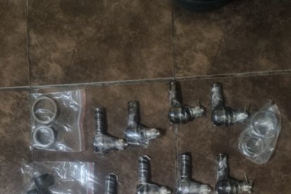 Estas herramientas fueron halladas en los allanamientos.