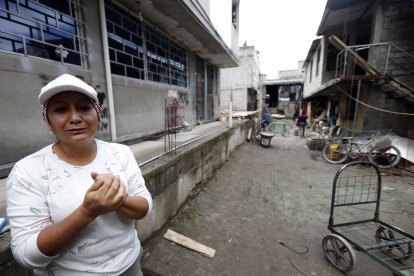 Una familia del sur de Quito vive con secuelas de una inundación que ocurrió el año pasado.