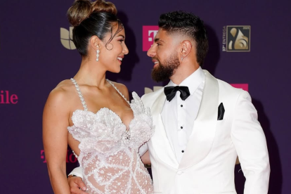 Alejandra Jaramillo y Beta Mejía en Premios Lo Nuestro 2025