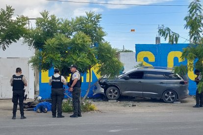 La policía investiga el caso donde murió un supuesto asaltante.