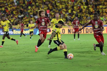 Braian Oyola, extremo del Barcelona SC.