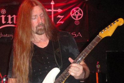 Karlo Cochran fue guitarrista de la banda Kiss.