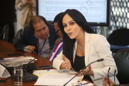 La funcionaria llegó al cargo de asambleísta tras hacerse conocerse como periodista.