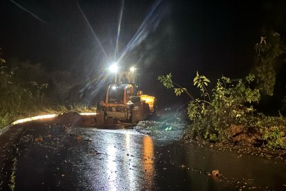 La maquinaria necesaria para retirar escombros es muy poca.