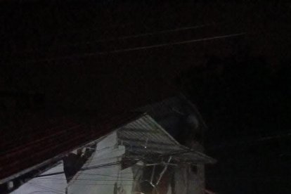 Una vivienda colapsó en Piñas.