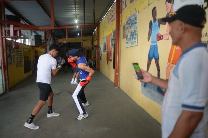 Álvarez, lleva 10 años en este sector de Guayaquil, dice que hay talento, pero falta el apoyo.