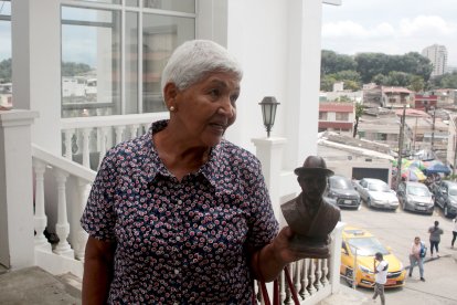 Julia Acuria contó que desde hace más de cuatro décadas acude a escuchar misa al templo.