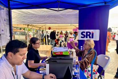 Devolución del IVA en Ecuador: adultos mayores están entre los beneficiados.