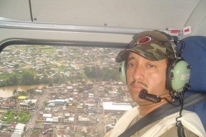 Patricio Aguilar vestía con orgullo su chaleco de periodista.