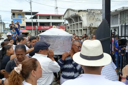 Patricio Aguilar fue sepultado en Quinindé.