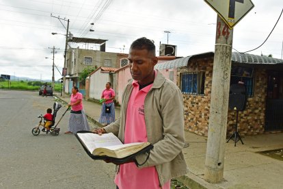 Predican la palabra de Dios l sector de Socio Vivienda, el pasado jueves, fueron asesinadas varias personas.