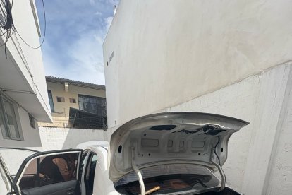 En este carro encontraron el alcaloide.