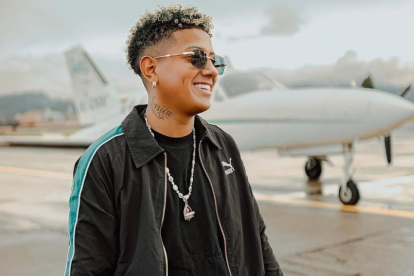 El último lanzamiento de Jombriel, Vitamina, es un éxito internacional.