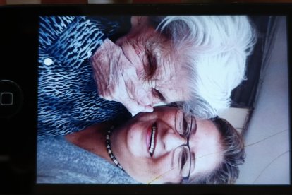 Una de las últimas selfies de María Norma junto a su hija Maritza.