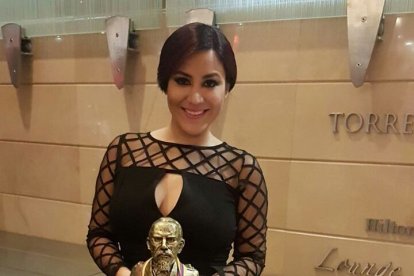 La Confederación Nacional de Periodistas del Ecuador le otorgó el reconocimiento Eloy Alfaro Símbolo de Libertad.