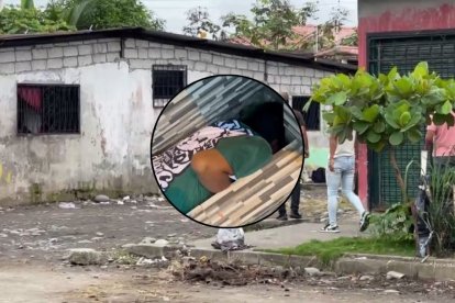 Los cadáveres quedaron esparcidos en la callejón de tierra del barrio 6 de Diciembre.