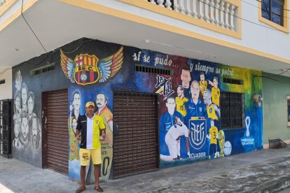 Bernan Sánchez ha hecho muchos murales en Santa Rosa.